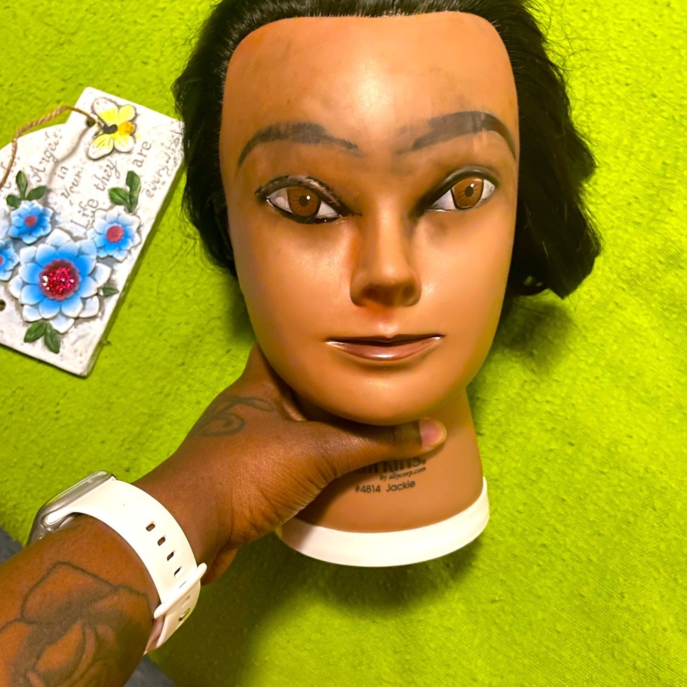 Practice makeup / hair cleanable